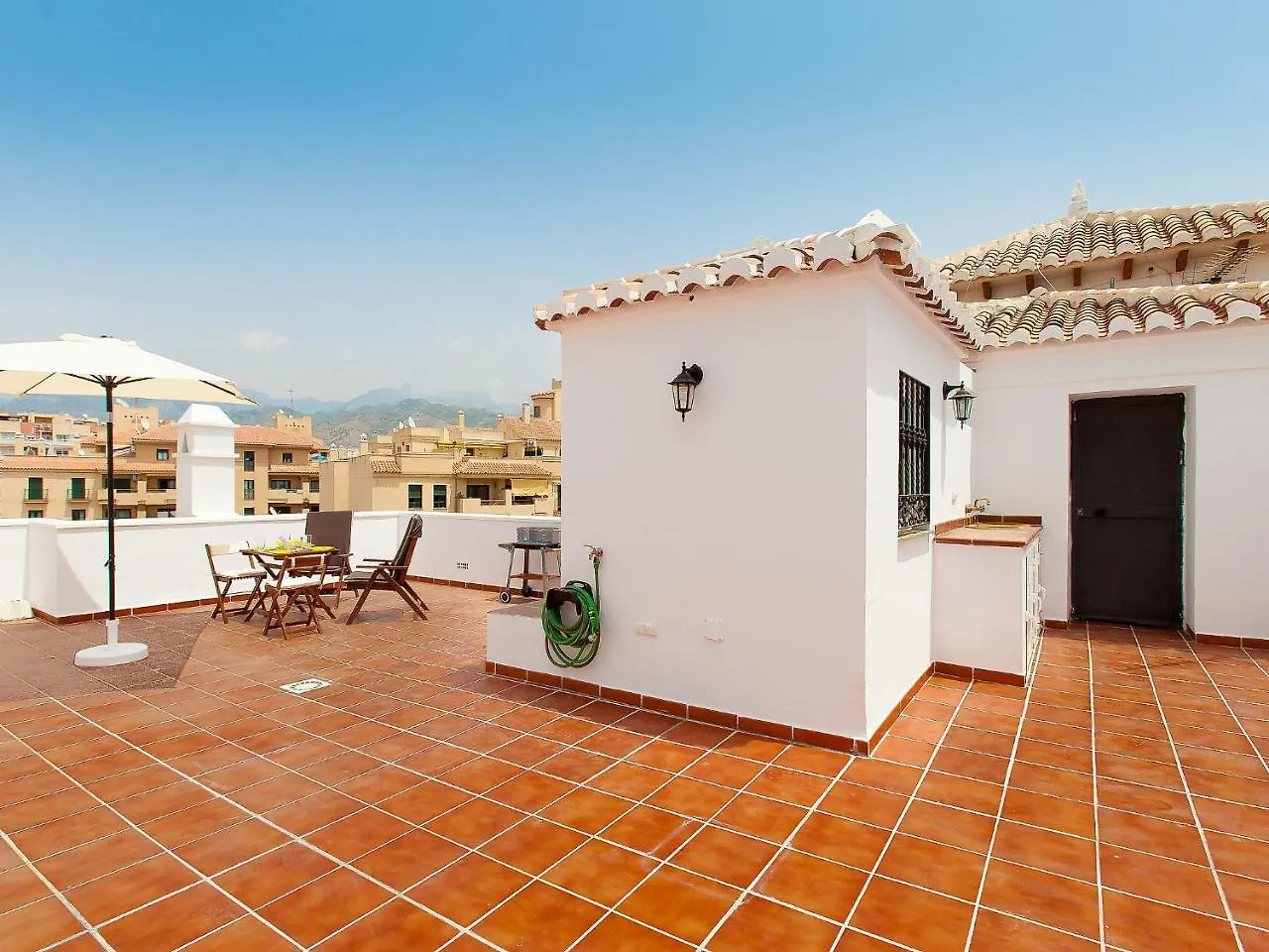 نيرخا Apartment Penthouse Cristina 0*,  إسبانيا